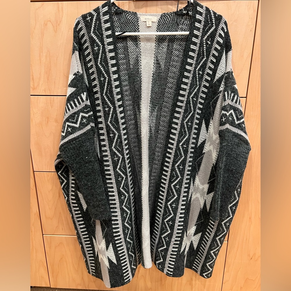 Shades of grey geometric pattern cardigan